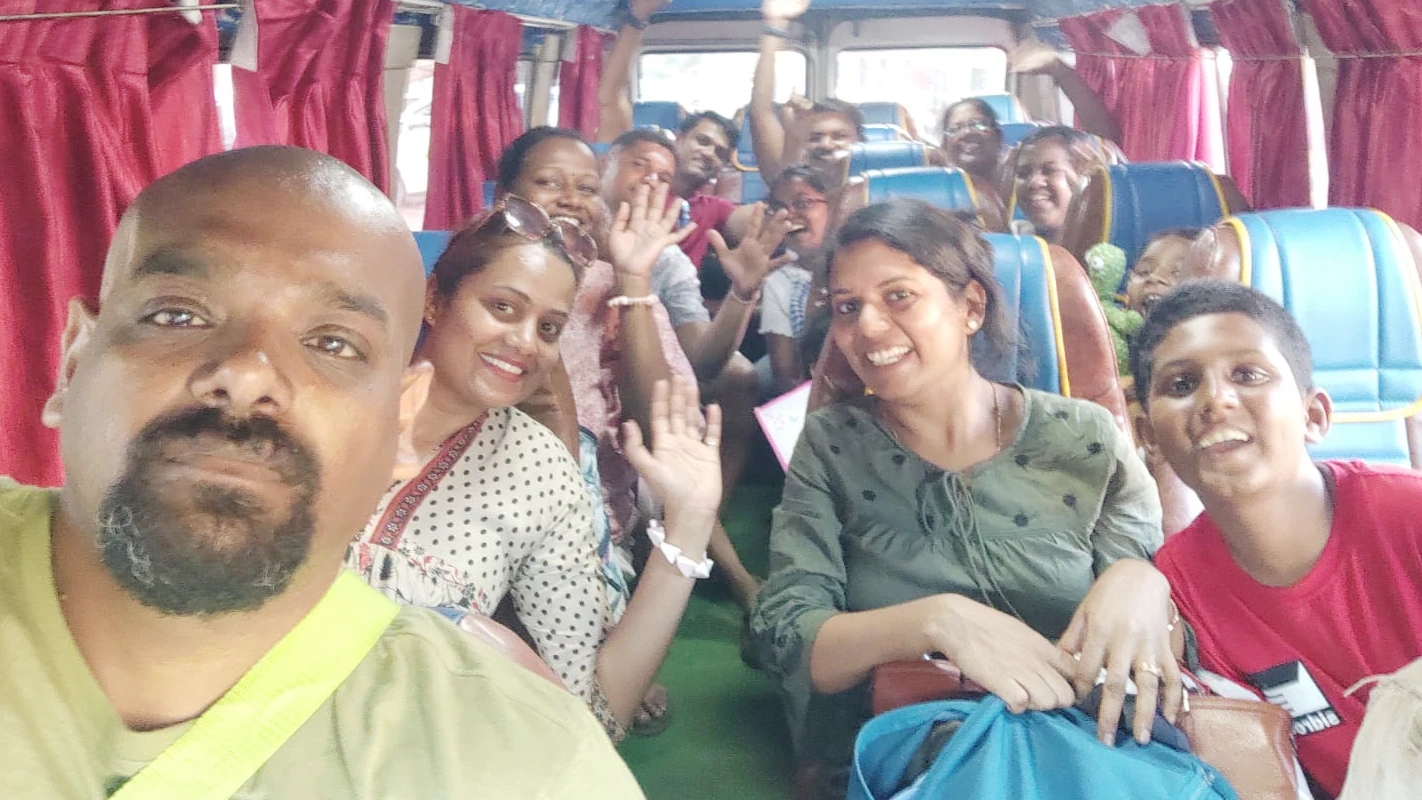 Van Bus Rent in Goa